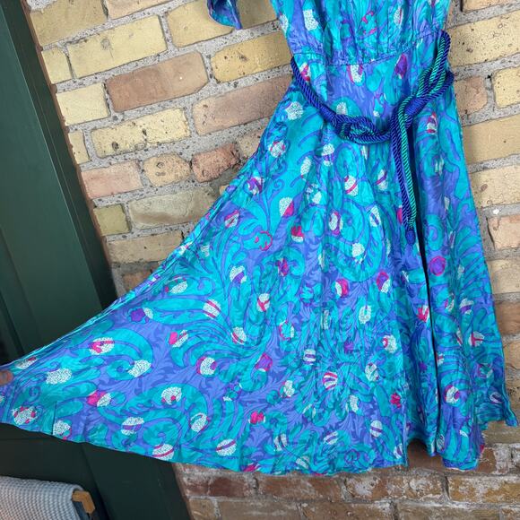 Umi Collections by Anne Crimmins Vintage 1980's Silk Belted Fit & Flare Dress - Picture 5 of 6